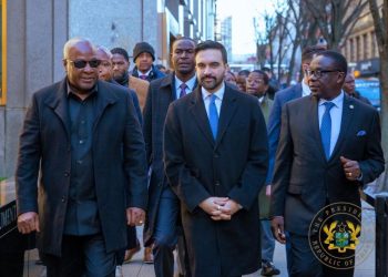 Photos: Mahama leads wreath-laying ceremony honouring enslaved Africans in New York