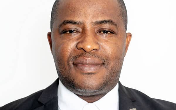 the private jet debate when generosity becomes an alleged scandal 1