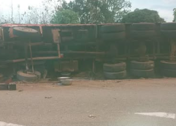 Three escape unhurt as diesel truck overturns in Oti Region