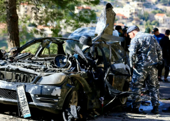 Three Lebanese journalists killed in Israeli strike, say broadcasters 3 Three Lebanese journalists killed in Israeli strike, say broadcasters