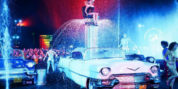 madonna joins sabrina carpenter to surprise coachella