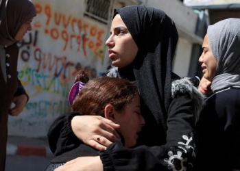 Fears of renewed Gaza war as Hamas disarmament talks stall