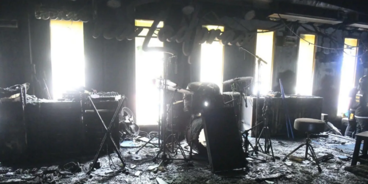 Bangkok nightclub fire kills 27, including members of Thai indie band Thotsakan 1 bangkok nightclub fire kills 27 including members of thai indie band thotsakan
